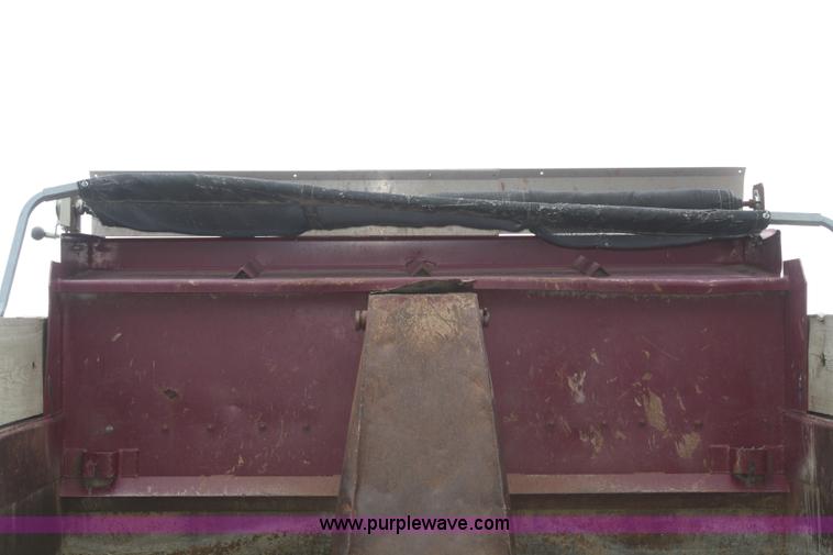 image for item B6672 1990 Chevrolet Kodiak dump truck