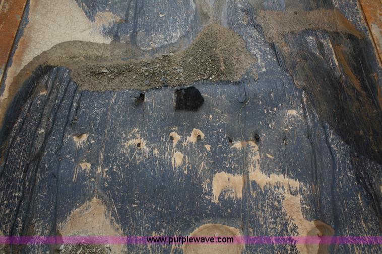 image for item B6672 1990 Chevrolet Kodiak dump truck