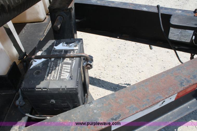 image for item B6676 2000 Rockin L trailer with 1,000 gallon Max Vac unit