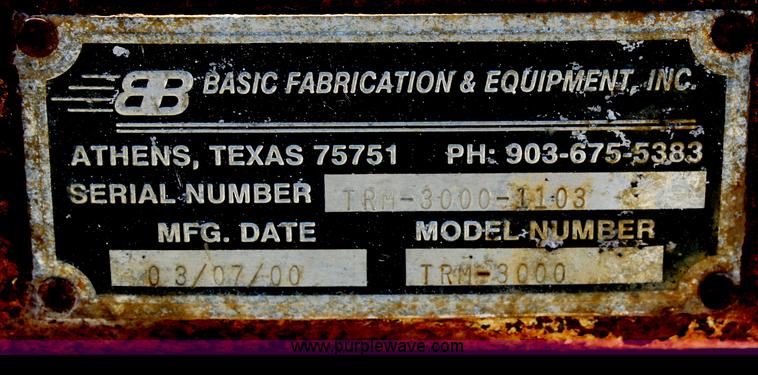 image for item B6677 1991 Ford L9000 AeroMax semi truck with basic fabrication and equipment mud system