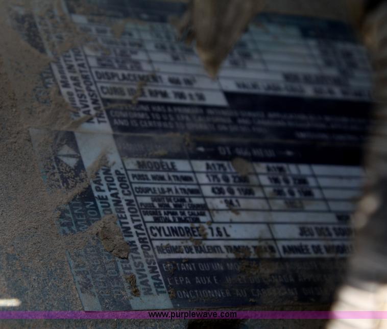 image for item B6680 1996 International 4700 service truck