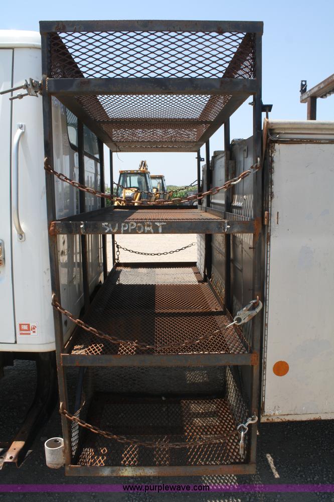 image for item B6680 1996 International 4700 service truck