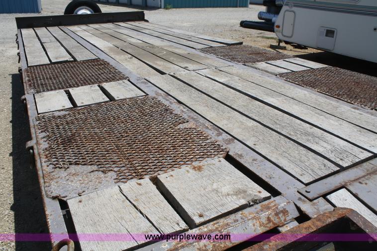 image for item B6692 1990 Interstate double axle trailer