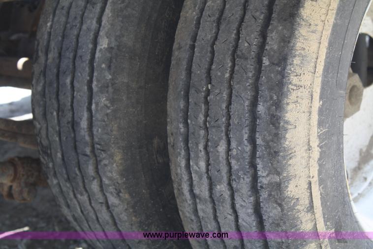 image for item B6692 1990 Interstate double axle trailer