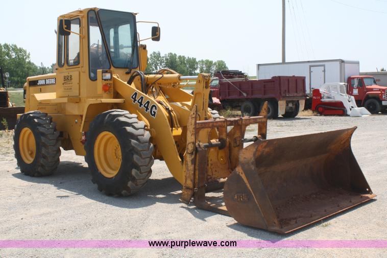 image for item B6700 1995 John Deere 444G wheel loader