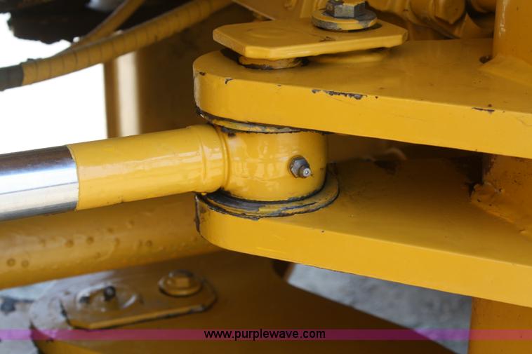 image for item B6700 1995 John Deere 444G wheel loader