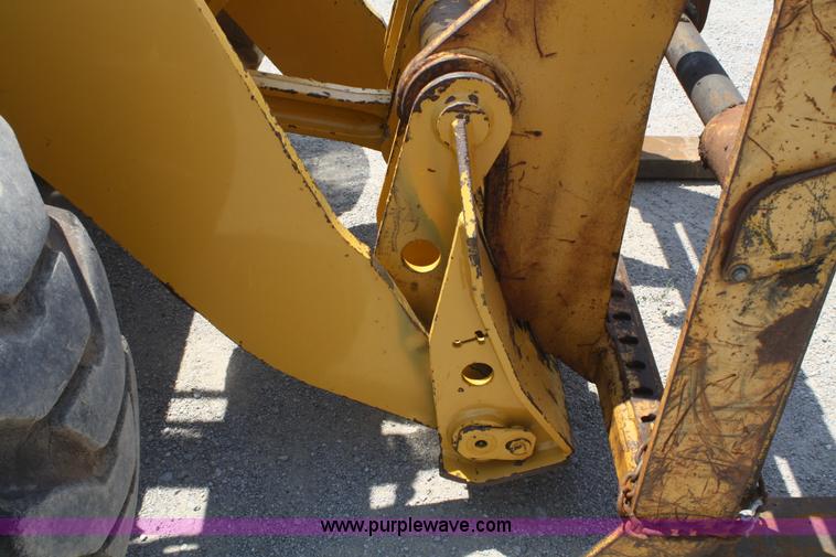 image for item B6700 1995 John Deere 444G wheel loader