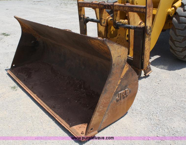 image for item B6700 1995 John Deere 444G wheel loader