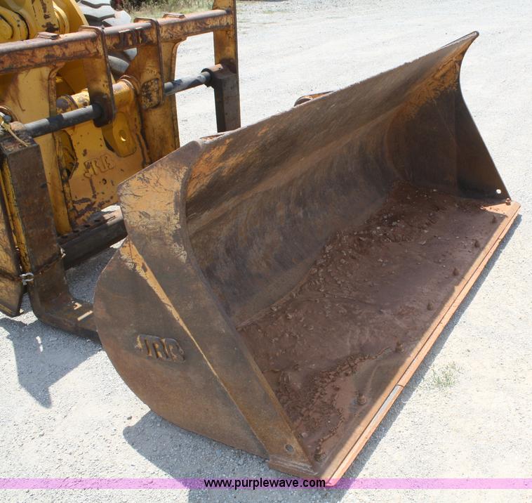 image for item B6700 1995 John Deere 444G wheel loader