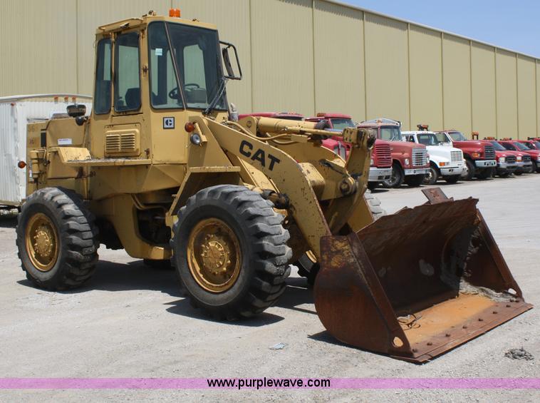 image for item B6796 1985 Caterpillar 926 wheel loader
