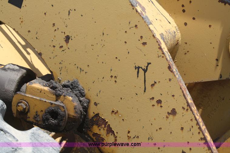 image for item B6796 1985 Caterpillar 926 wheel loader