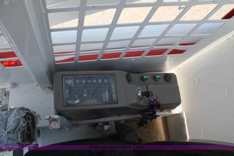 image for item B6842 1999 Takeuchi TL126 track skid steer