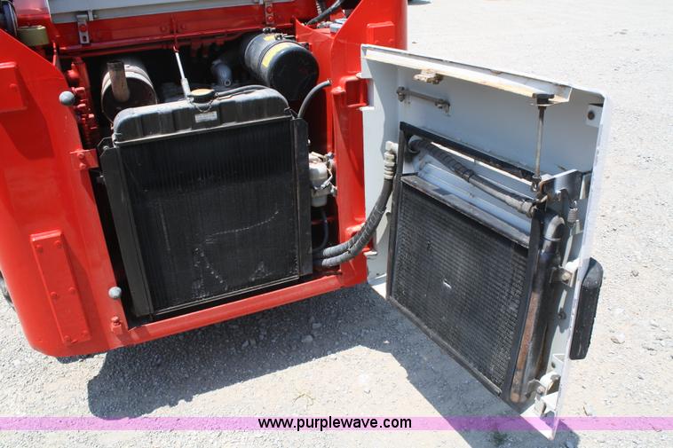 image for item B6842 1999 Takeuchi TL126 track skid steer