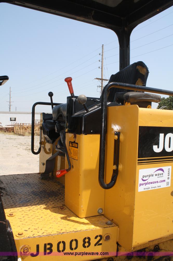 image for item B6843 1996 John Deere 555G WT Series IV track loader