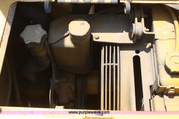 image for item B6843 1996 John Deere 555G WT Series IV track loader