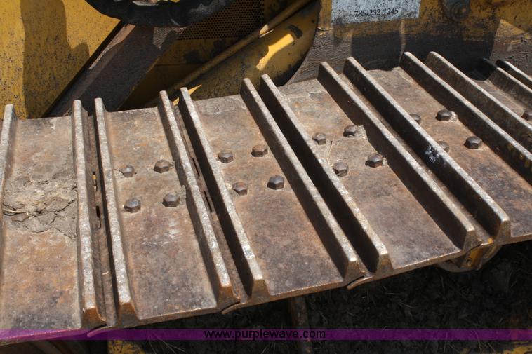 image for item B6843 1996 John Deere 555G WT Series IV track loader