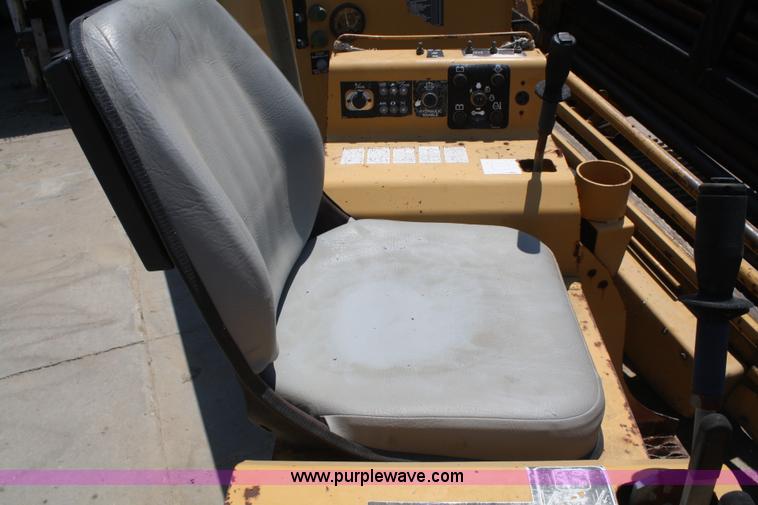 image for item B6846 1999 Vermeer 2440 directional drill