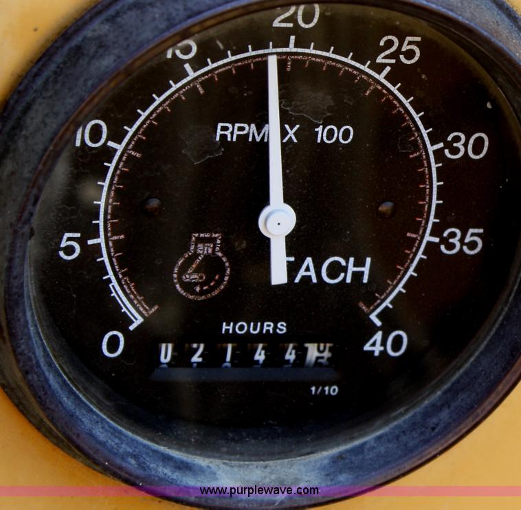 image for item B6846 1999 Vermeer 2440 directional drill