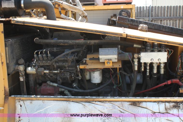 image for item B6846 1999 Vermeer 2440 directional drill