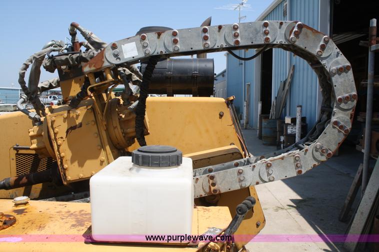 image for item B6846 1999 Vermeer 2440 directional drill