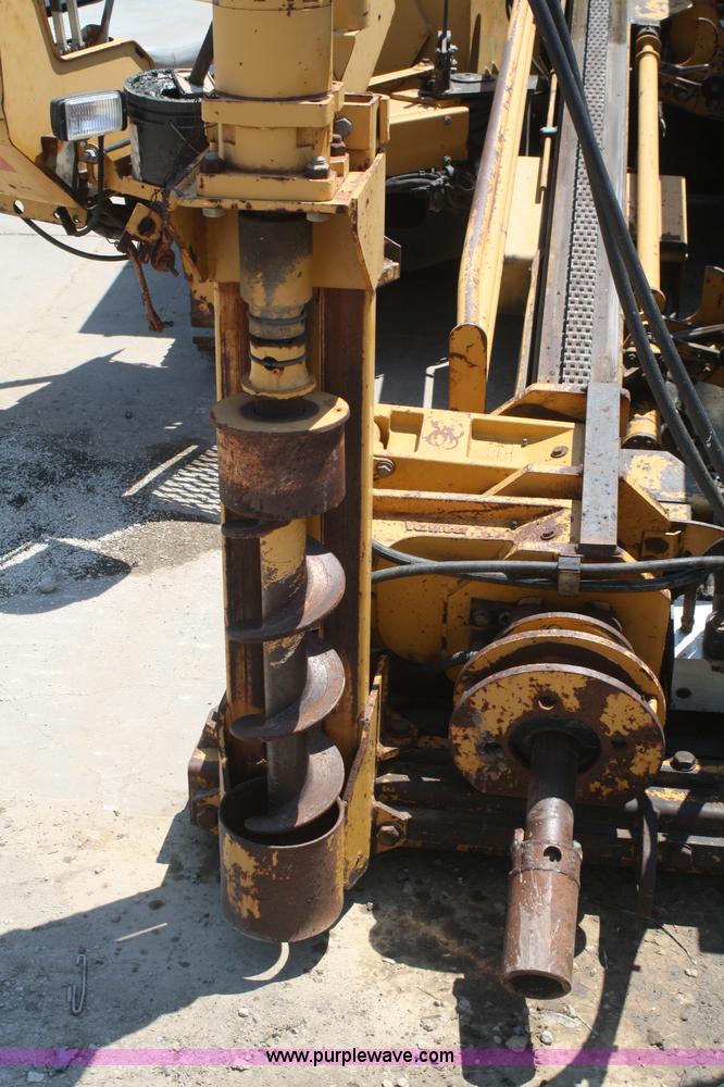image for item B6846 1999 Vermeer 2440 directional drill