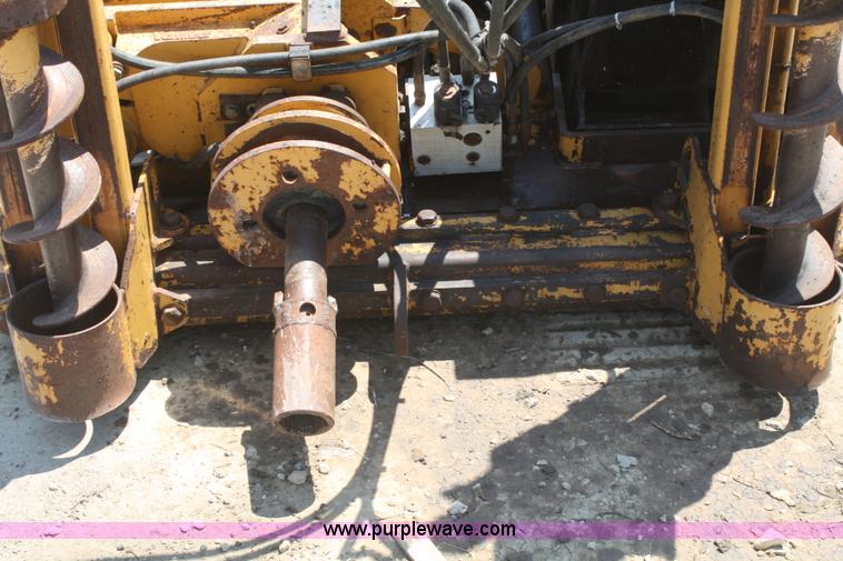 image for item B6846 1999 Vermeer 2440 directional drill