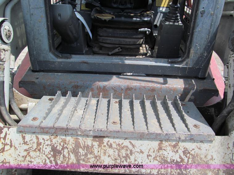 image for item C2365 2004 Takeuchi TL150 track skid steer