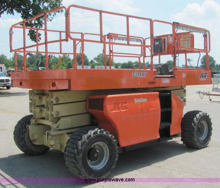 image for item C2579 JLG 3394RT scissor lift