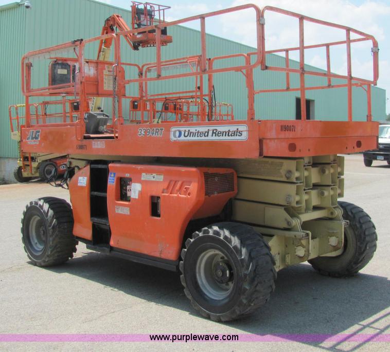 image for item C2579 JLG 3394RT scissor lift