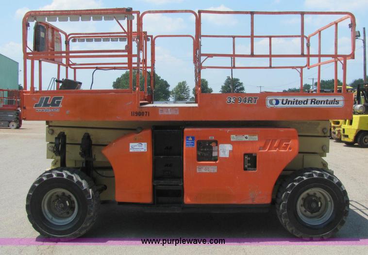 image for item C2579 JLG 3394RT scissor lift