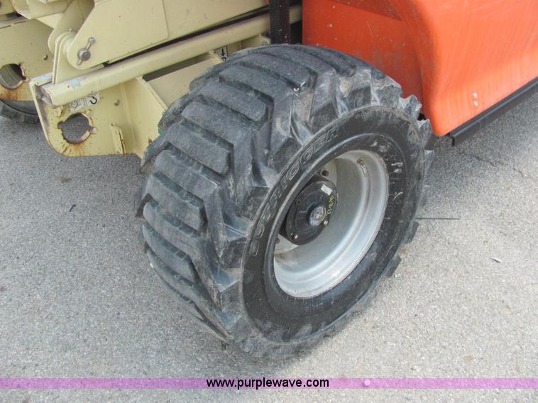 image for item C2579 JLG 3394RT scissor lift