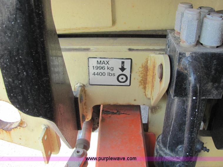 image for item C2579 JLG 3394RT scissor lift