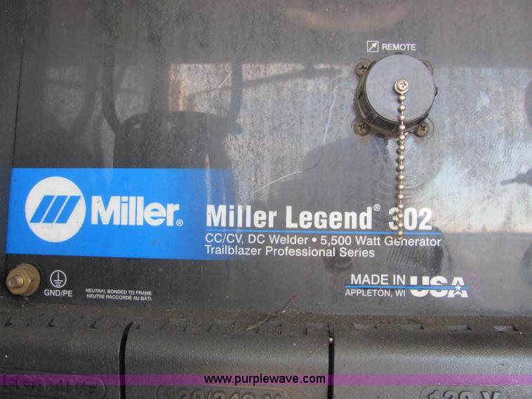 image for item C2580 2006 Ford F550 XL Super Duty utility pickup truck