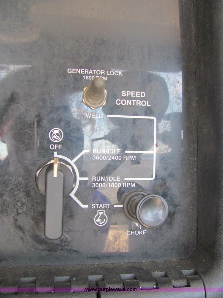 image for item C2580 2006 Ford F550 XL Super Duty utility pickup truck