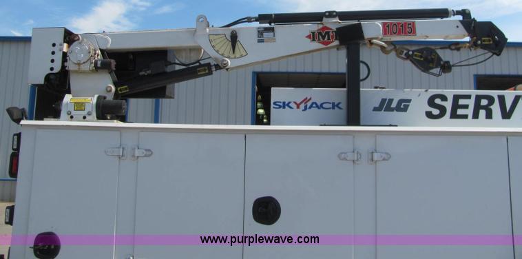 image for item C2580 2006 Ford F550 XL Super Duty utility pickup truck