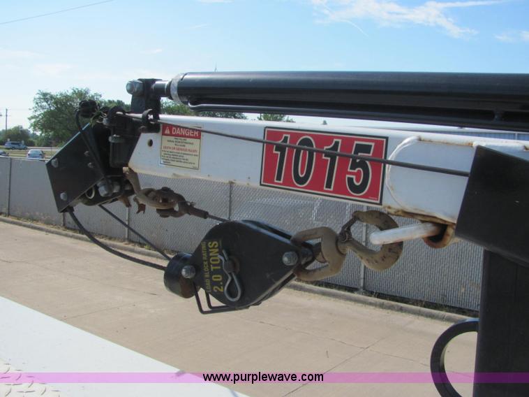 image for item C2580 2006 Ford F550 XL Super Duty utility pickup truck