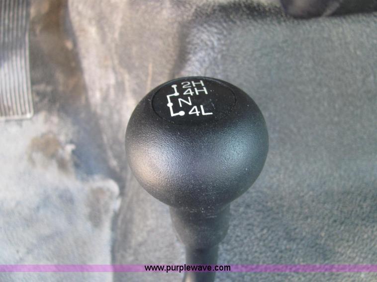 image for item C2580 2006 Ford F550 XL Super Duty utility pickup truck