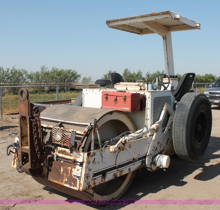 image for item C2585 Ferguson 46A articulating double drum roller