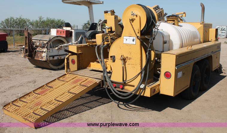 image for item C2586 1992 Vermeer Navigator D10R directional boring machine