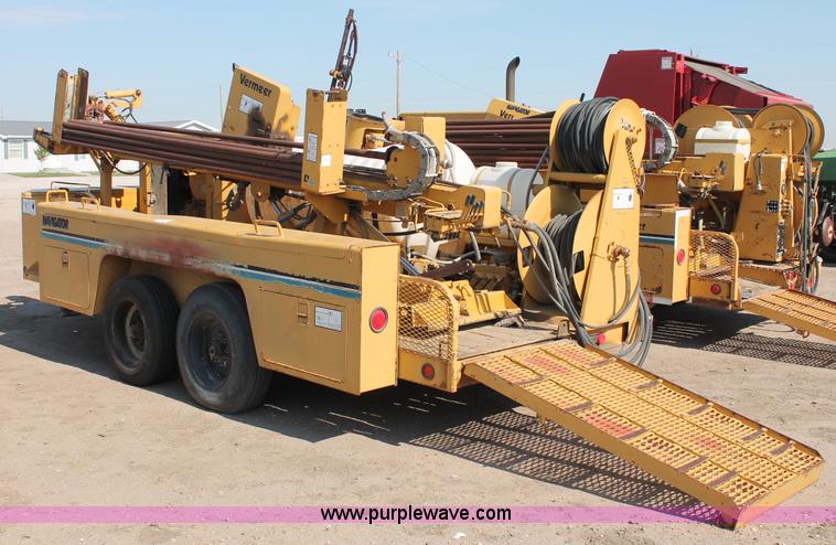 image for item C2586 1992 Vermeer Navigator D10R directional boring machine