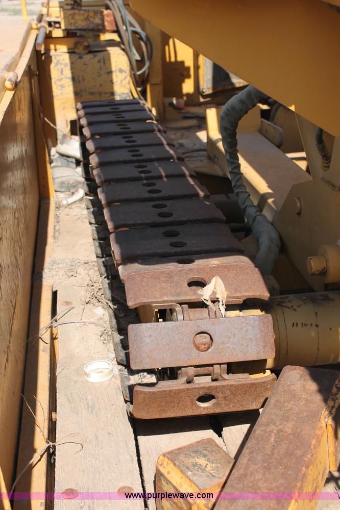 image for item C2586 1992 Vermeer Navigator D10R directional boring machine