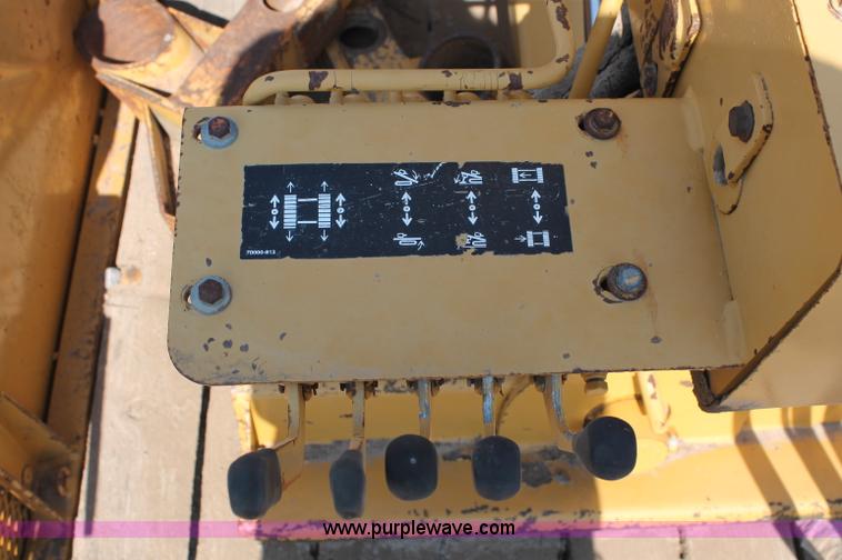 image for item C2586 1992 Vermeer Navigator D10R directional boring machine