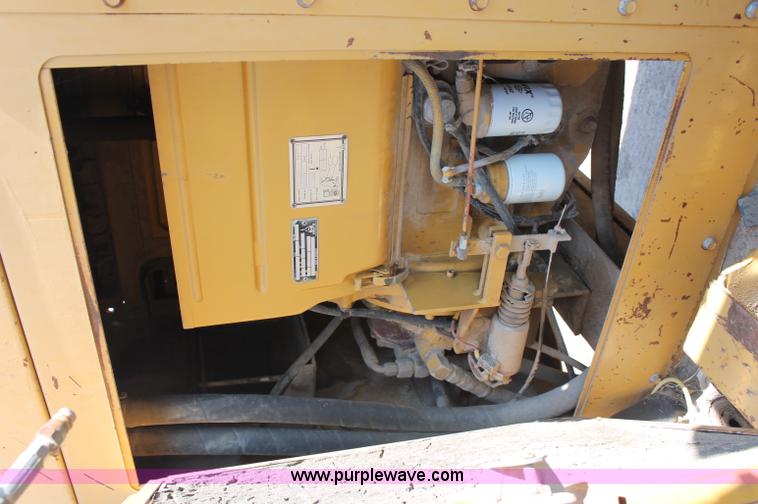 image for item C2586 1992 Vermeer Navigator D10R directional boring machine