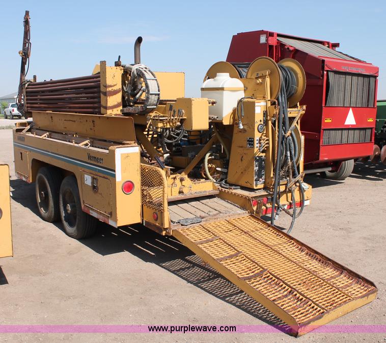 image for item C2587 1995 Vermeer Navigator D14X24R directional boring machine