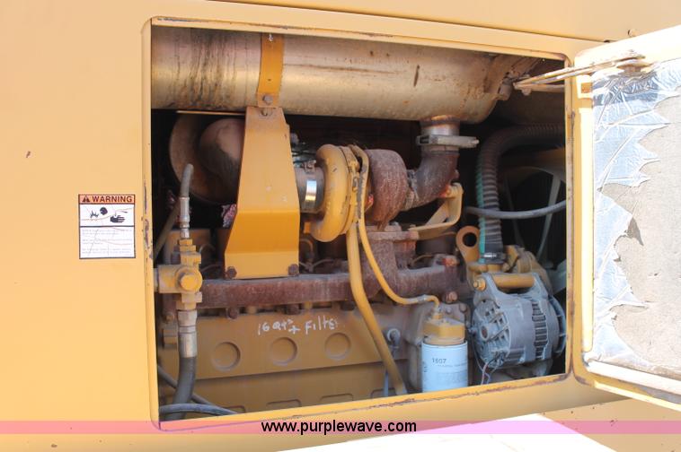 image for item C2587 1995 Vermeer Navigator D14X24R directional boring machine