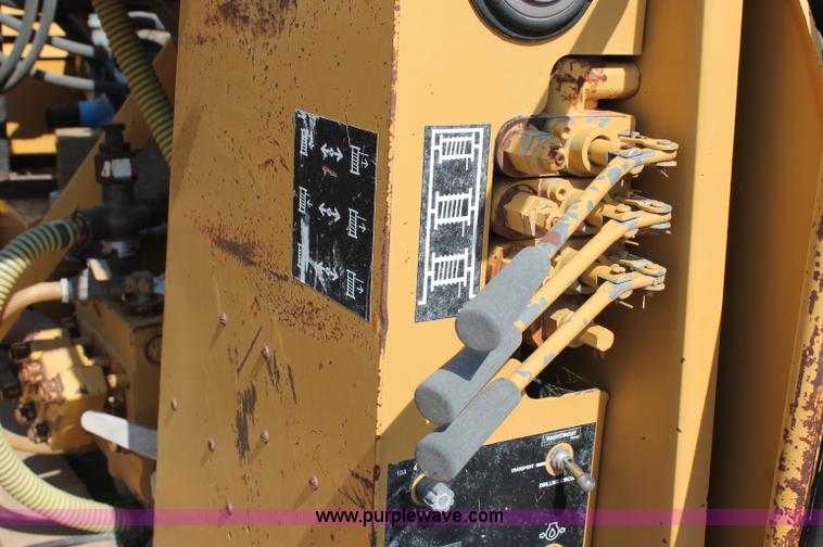 image for item C2587 1995 Vermeer Navigator D14X24R directional boring machine