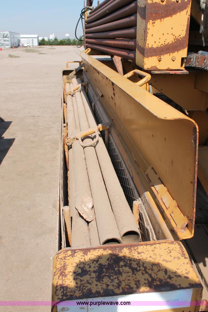 image for item C2587 1995 Vermeer Navigator D14X24R directional boring machine