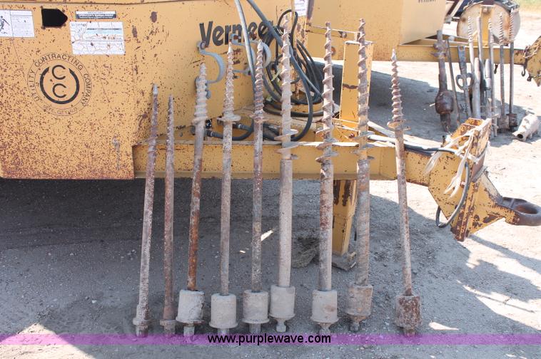 image for item C2587 1995 Vermeer Navigator D14X24R directional boring machine