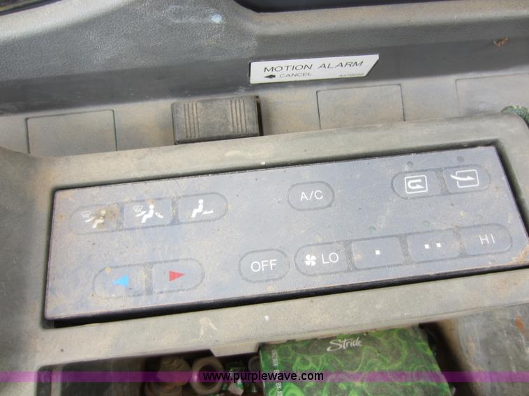 image for item D2011 1997 Hitachi EX270 LC-5 excavator