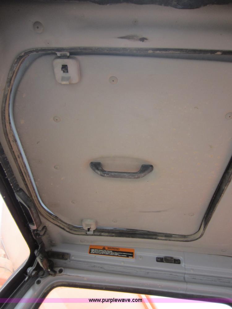 image for item D2011 1997 Hitachi EX270 LC-5 excavator